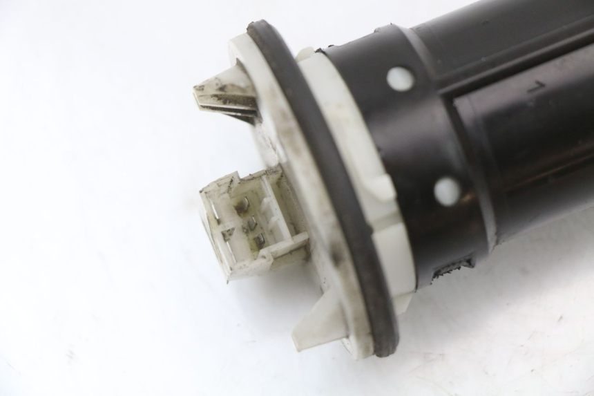 photo de FUEL TANK GAUGE PIAGGIO XEVO - X EVO 125 (2007 - 2017) - Component detail