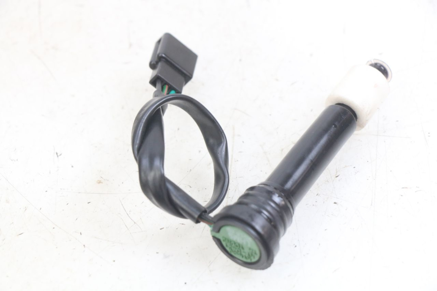 photo de OIL RESERVOIR DIPSTICK KYMCO AGILITY NAKED RENOUVO 2T 50 (2011 - 2018) - Alternative perspective