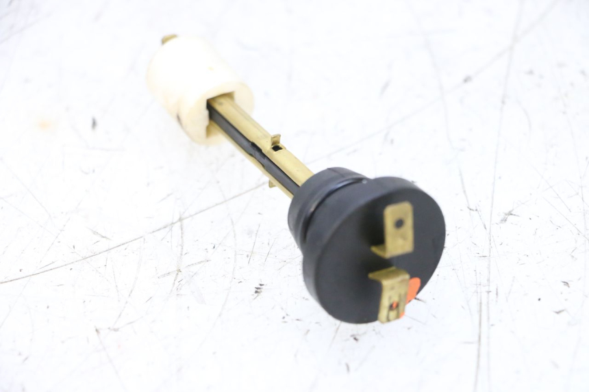 photo de OIL TANK DIPSTICK MBK BOOSTER SPIRIT NAKED 50 (2004 - 2017) - Zoom on usage condition