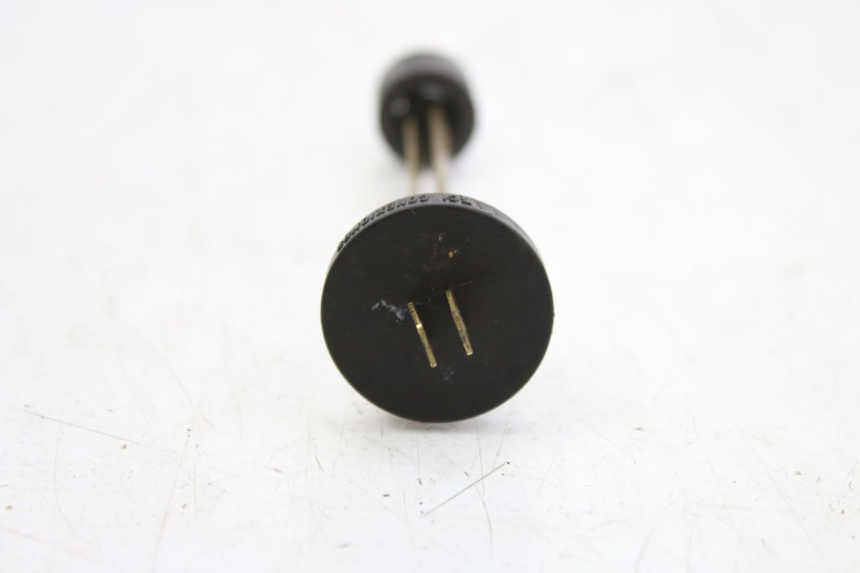 photo de OIL RESERVOIR DIPSTICK PEUGEOT CITYSTAR 50 (2013 - 2017) - Technical close-up