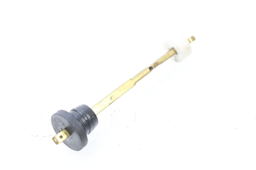 photo de OIL TANK DIPSTICK PEUGEOT ELYSTAR 50 (2002 - 2014) - Component detail