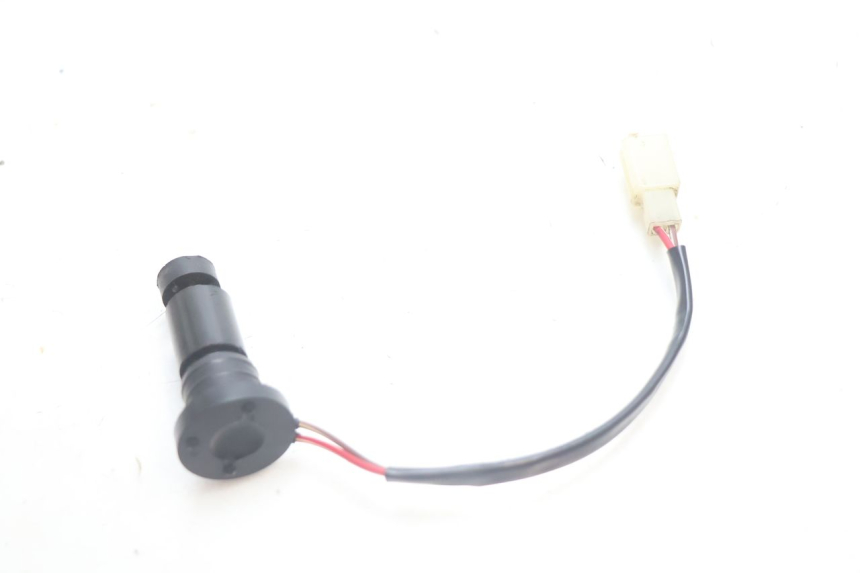 photo de OIL TANK LEVEL KEEWAY HURRICANE 50 (2006 - 2019) - Zoom on usage condition