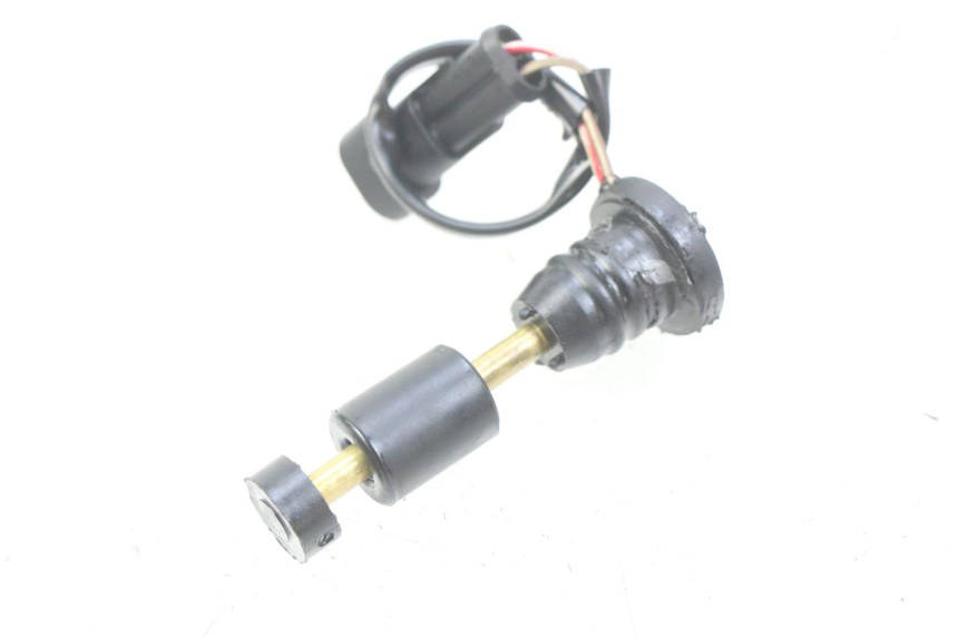 photo de OIL RESERVOIR DIPSTICK RIDE KALLIO 50 (2010 - 2019) - Component detail