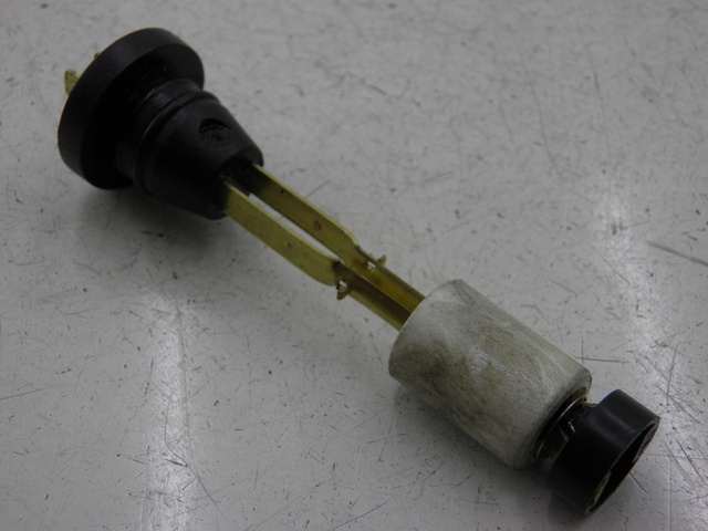 photo de OIL TANK LEVEL MBK MACH G LC 50 (2002) - Main view