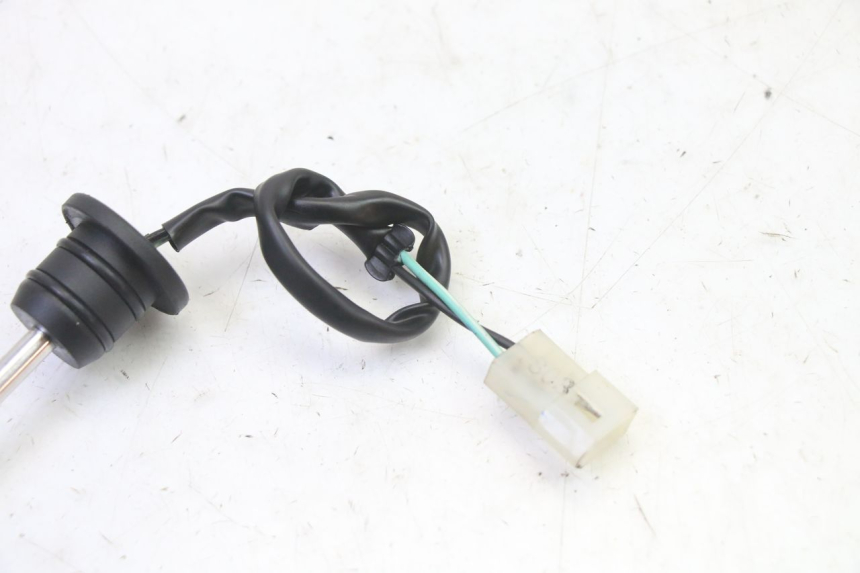 photo de OIL TANK LEVEL RIEJU MRT 50 (2018 - 2021) - Zoom on usage condition