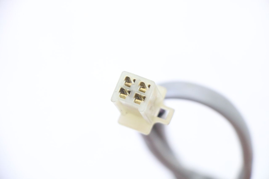 photo de OIL RESERVOIR DIPSTICK PIAGGIO NEW TYPHOON 50 (2018 - 2021) - Alternative perspective