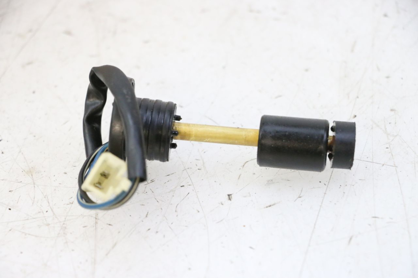 photo de OIL TANK DIPSTICK IMF INDUSTRIE PACH 2T 50 (2009 - 2018) - Zoom on usage condition