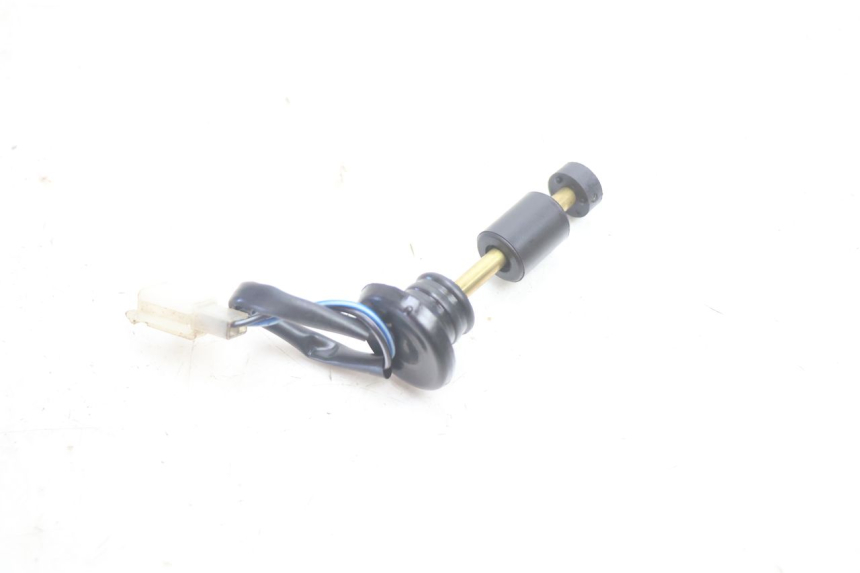 photo de OIL TANK DIPSTICK IMF INDUSTRIE PACH 2T 50 (2009 - 2013) - Zoom on usage condition