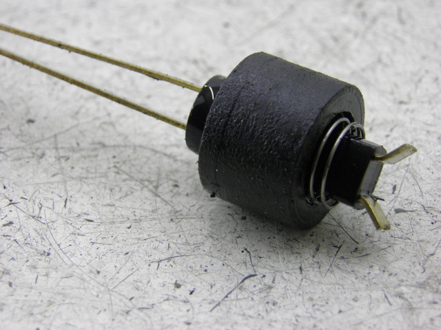 photo de OIL TANK LEVEL PEUGEOT CITYSTAR 50 (2014 - 2015) - Zoom on usage condition