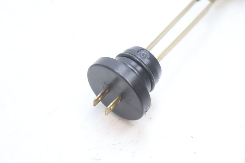 photo de OIL RESERVOIR DIPSTICK PEUGEOT SPEEDFIGHT 2 AC 50 (2000 - 2009) - Component detail