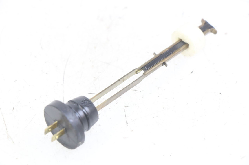 photo de OIL RESERVOIR DIPSTICK PEUGEOT TREKKER 50 (1998 - 2004) - Main view
