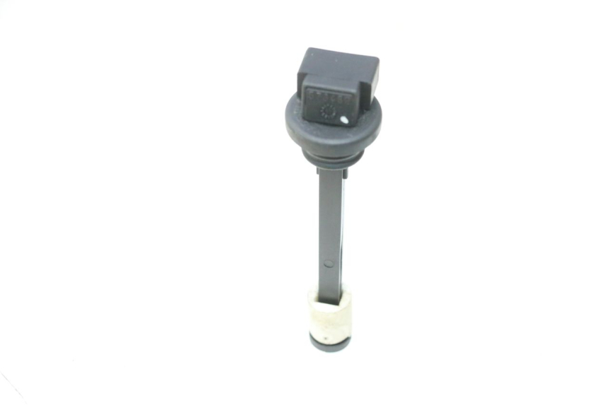 photo de OIL RESERVOIR DIPSTICK PIAGGIO ZIP 2T 50 (2009 - 2019) - Alternative perspective