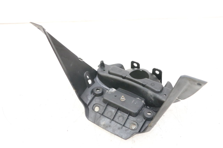 photo de REAR FAIRING JUNCTION KYMCO AGILITY 4T 50 (2018 - 2022) - Zoom on usage condition