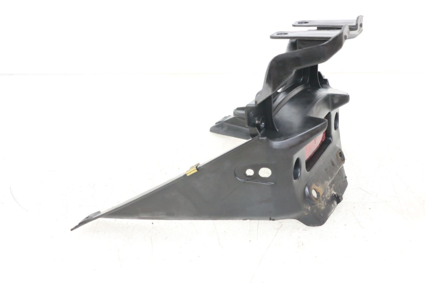 photo de REAR FAIRING JUNCTION KYMCO AGILITY 4T 50 (2005 - 2018) - Technical close-up