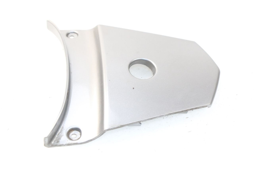 photo de REAR MIDDLE PANEL KYMCO AGILITY CITY 4T 50 (2008 - 2016) - Zoom on usage condition