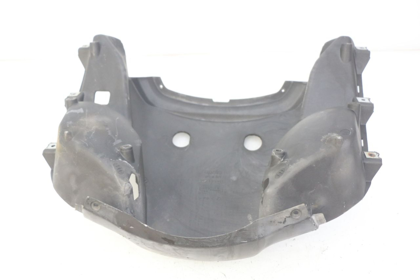 photo de REAR FAIRING JUNCTION APRILIA ATLANTIC 500 (2002 - 2003) - Component detail