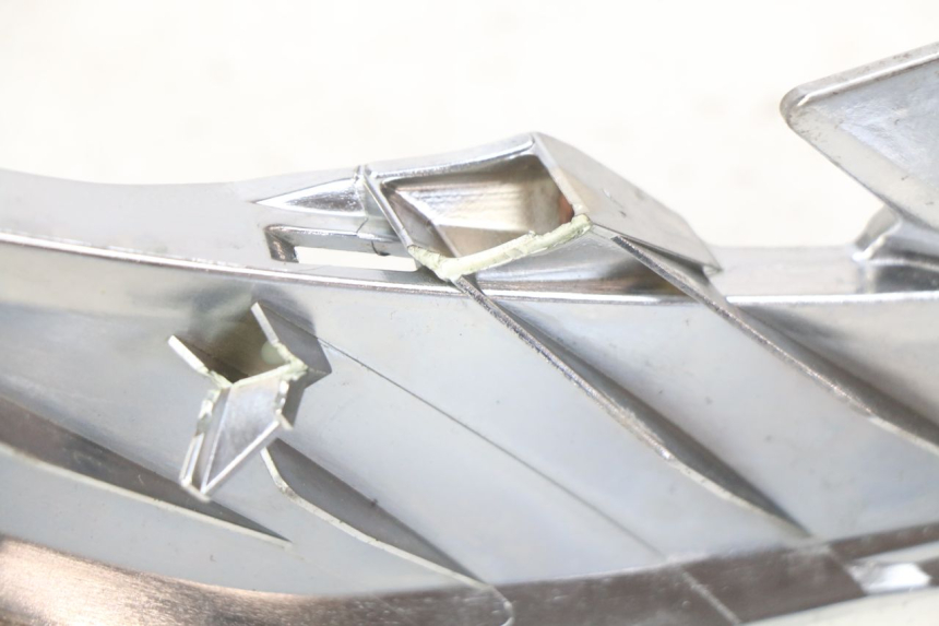 photo de REAR FAIRING JUNCTION YAMAHA D'ELIGHT DELIGHT 115 (2013 - 2017) - Alternative perspective