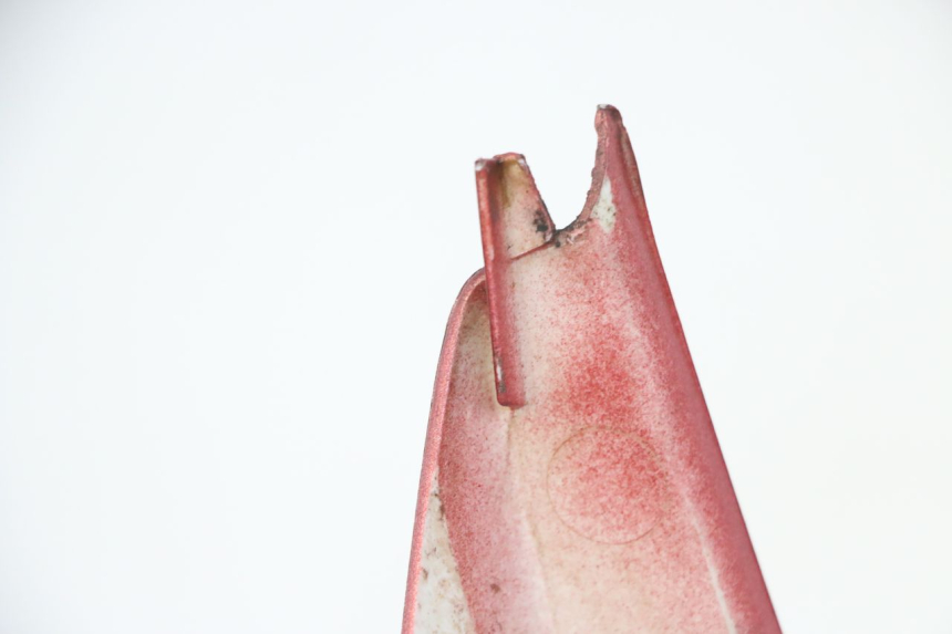 photo de REAR MIDDLE PANEL PEUGEOT ELYSTAR 125 (2002 - 2007) - Fixing points details