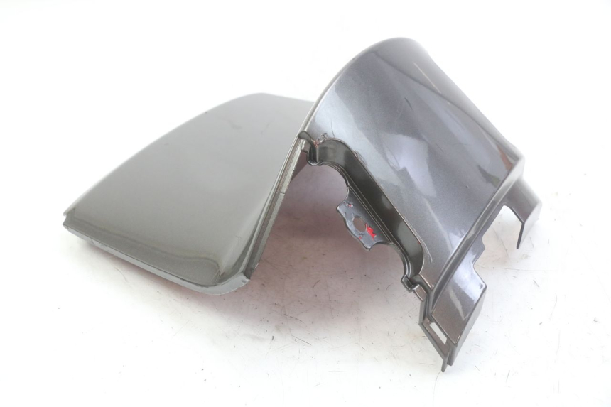 photo de REAR FAIRING JUNCTION HONDA FES PANTHEON 2T 125 (1998 - 2002) - Component detail