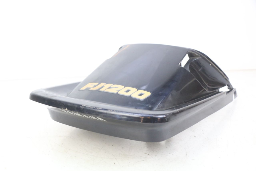 photo de REAR FAIRING JUNCTION YAMAHA FJ 3CX 1200 (1986 - 1996) - Technical close-up