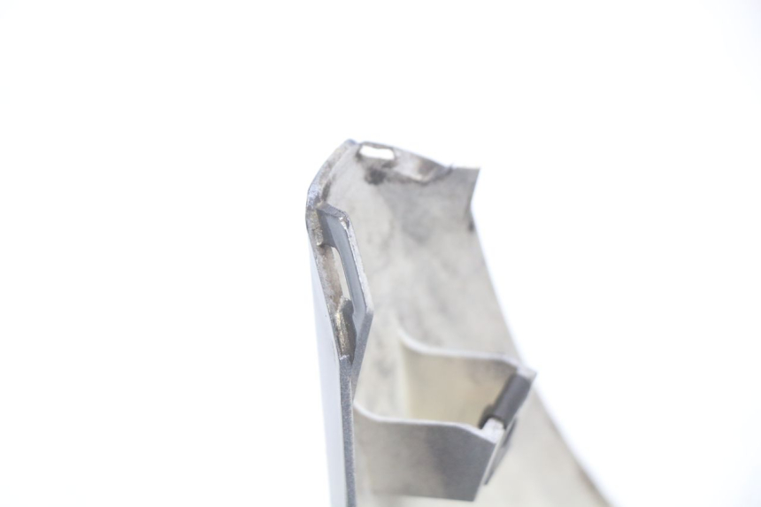 photo de REAR FAIRING JUNCTION HONDA FJS SILVERWING SILVER WING 400 (2009 - 2016) - Zoom on usage condition