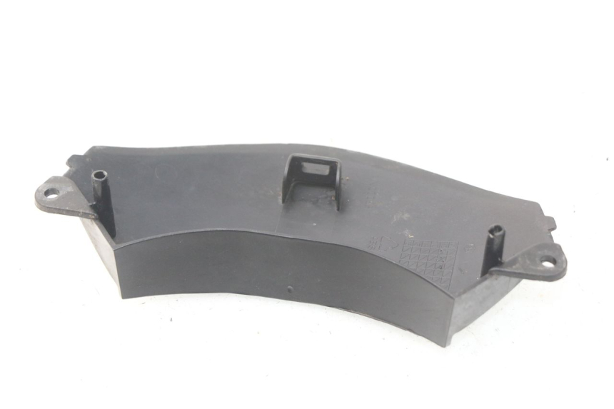 photo de REAR MIDDLE PANEL PIAGGIO FLY IE 125 (2012 - 2017) - Alternative perspective