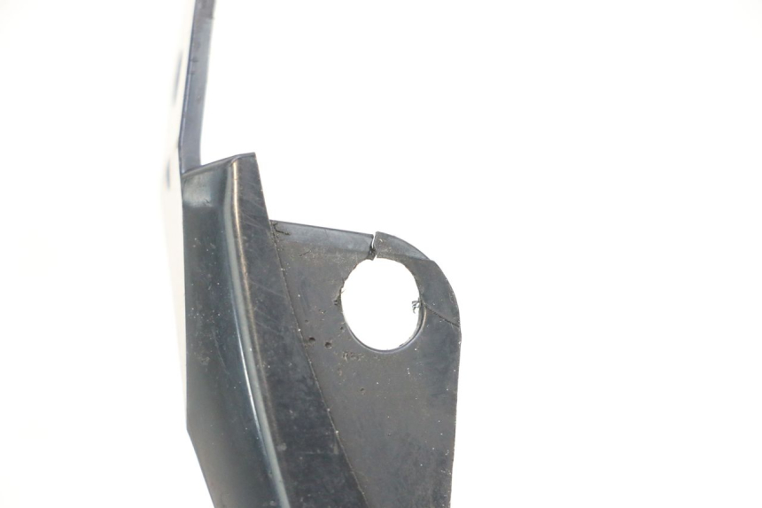 photo de REAR MIDDLE PANEL YAMAHA FZ1 FAZER 1000 (2007 - 2009) - Zoom on usage condition