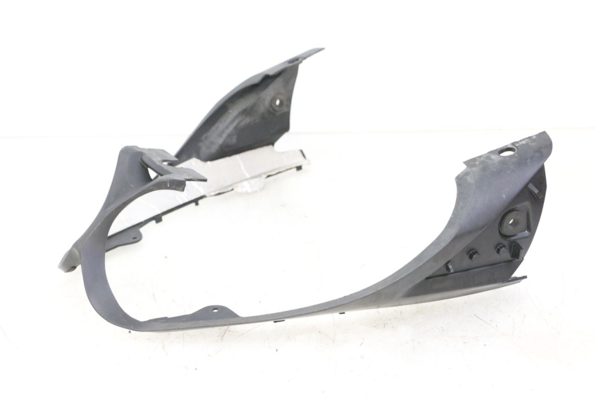 photo de REAR MIDDLE PANEL YAMAHA FZ6 FAZER S2 600 (2007 - 2011) - Main view