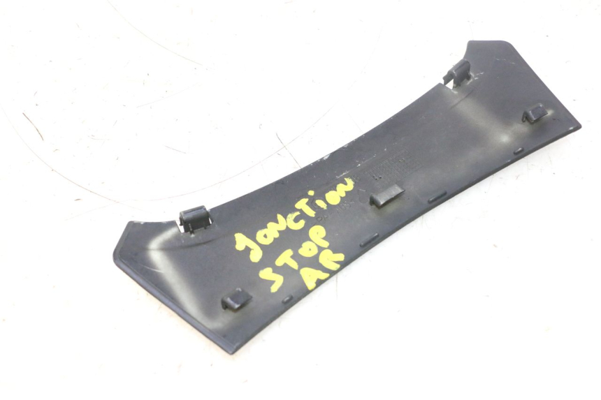 photo de REAR MIDDLE PANEL GILERA GP 800 (2007 - 2013) - Alternative perspective