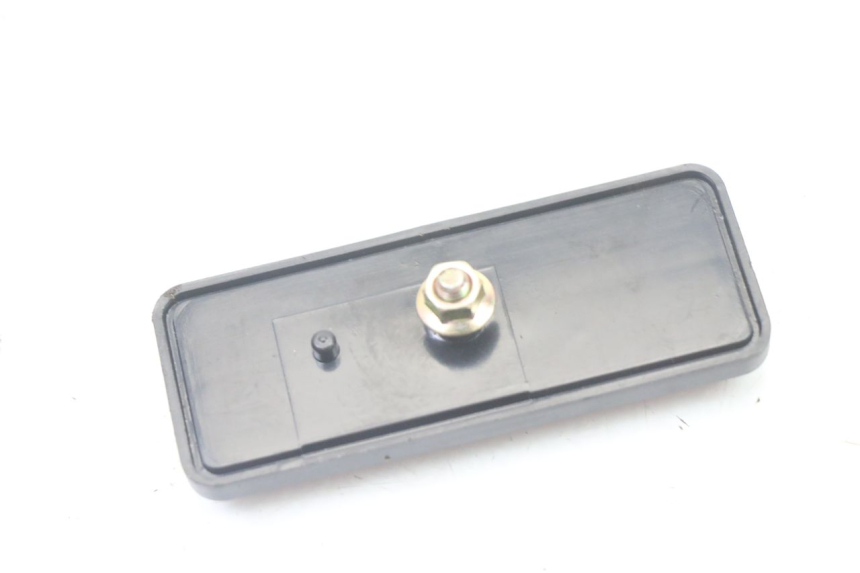 photo de REAR LOWER MIDDLE PANEL KYMCO AGILITY 4T 50 (2005 - 2018) - Alternative perspective