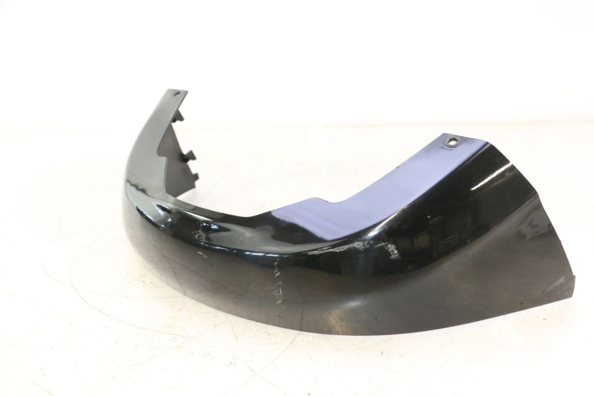 photo de LOWER REAR FAIRING JUNCTION SUZUKI BURGMAN 125 (2007 - 2014) - Technical close-up