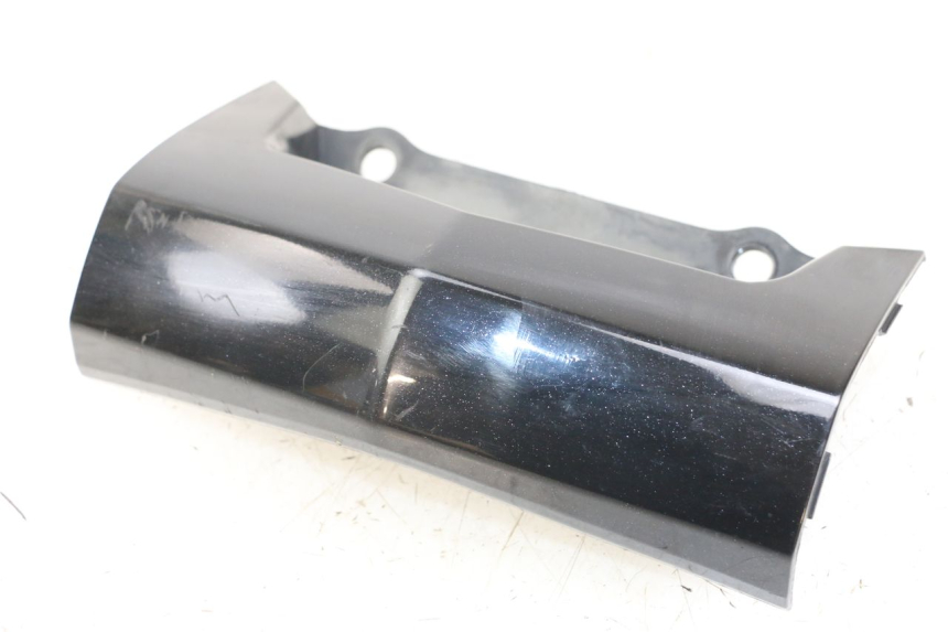 photo de LOWER REAR FAIRING JUNCTION KYMCO DINK 4T 50 (2007 - 2018) - Alternative perspective