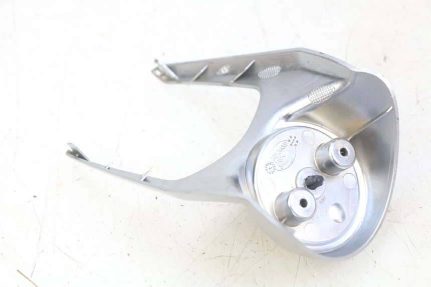 photo de LOWER REAR FAIRING JUNCTION PEUGEOT DJANGO 4T 50 (2014 - 2019) - Technical close-up