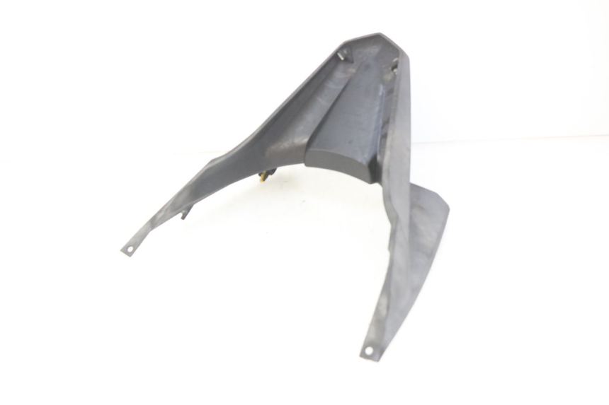 photo de LOWER REAR FAIRING JUNCTION HONDA FORZA 125 (2015 - 2016) - Component detail