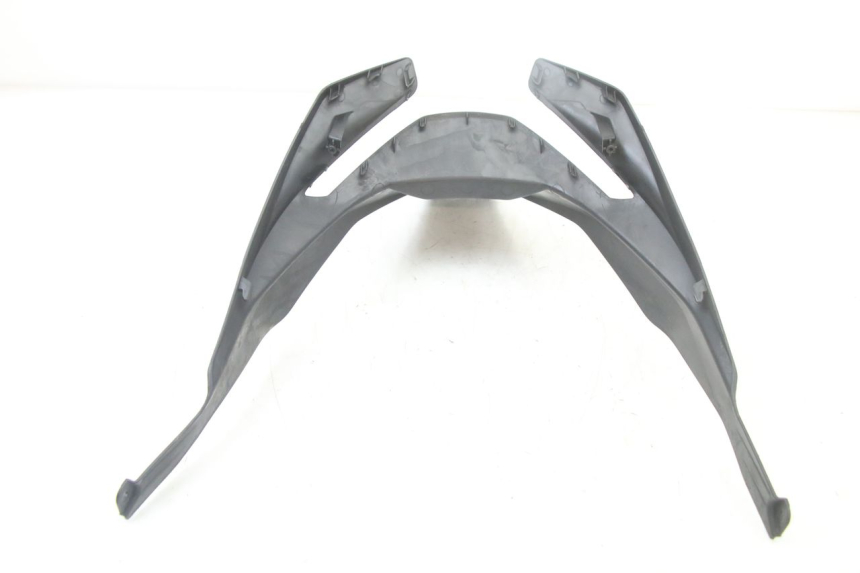 photo de REAR LOWER MIDDLE PANEL HONDA FORZA 125 (2021 - 2025) - Alternative perspective