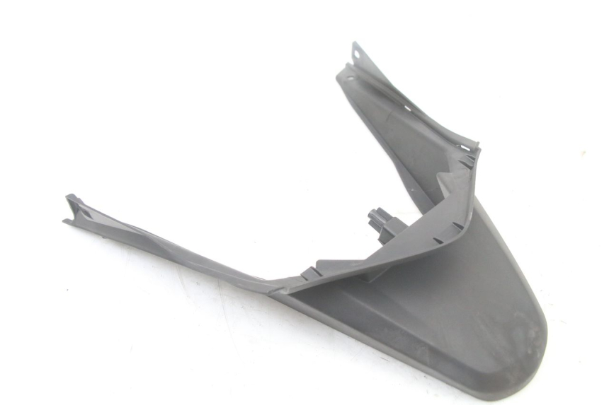 photo de REAR LOWER MIDDLE PANEL HONDA PCX (JF57/JF64) 125 (2014 - 2018) - Alternative perspective