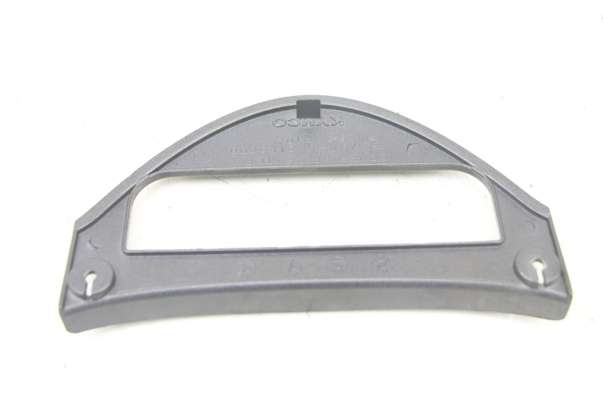 photo de REAR LOWER MIDDLE PANEL KYMCO GRAND DINK 125 (2008 - 2014) - Alternative perspective