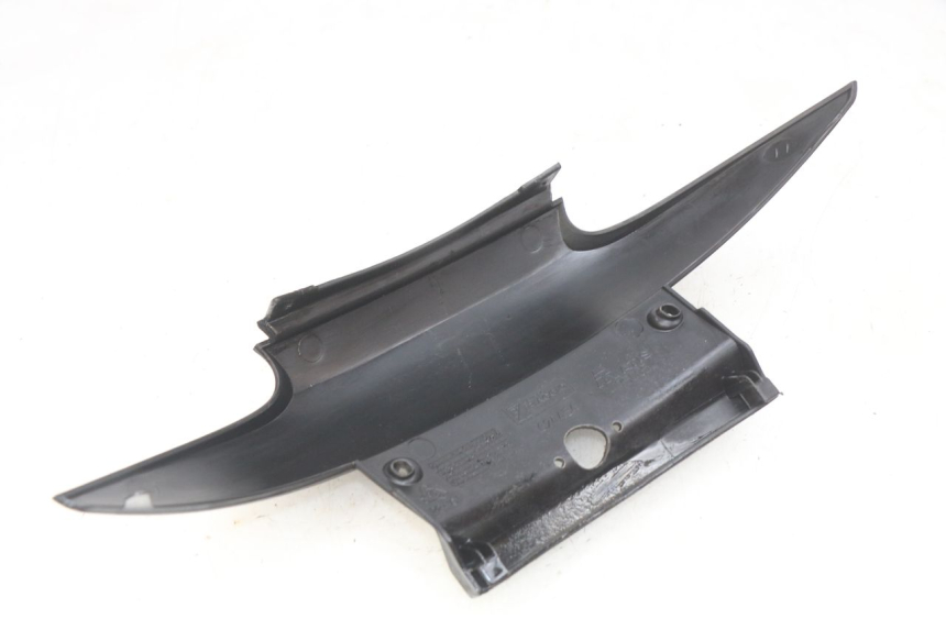 photo de LOWER REAR FAIRING JUNCTION PIAGGIO MP3 LT 400 (2007 - 2012) - Component detail