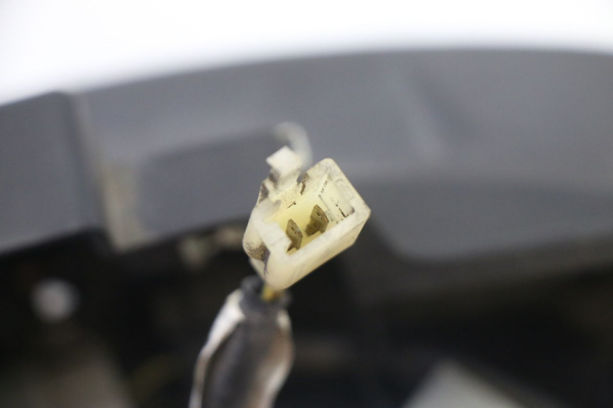 photo de REAR LOWER MIDDLE PANEL PIAGGIO MP3 500 (2014 - 2017) - Fixing points details