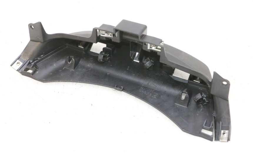 photo de REAR LOWER MIDDLE PANEL PIAGGIO MP3 500 (2016 - 2018) - Component detail