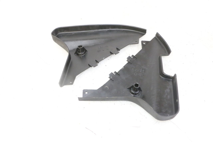 photo de REAR LOWER MIDDLE PANEL GILERA NEXUS 125 (2009 - 2013) - Component detail