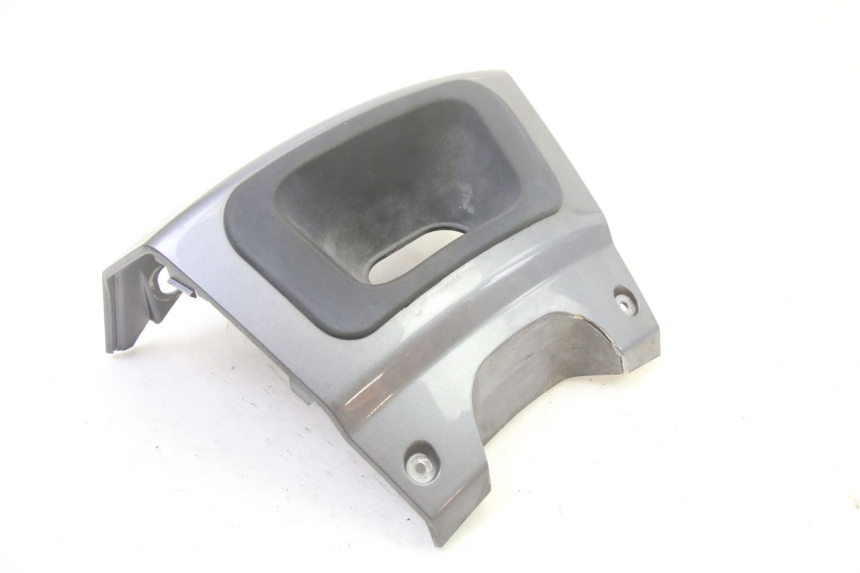 photo de REAR LOWER MIDDLE PANEL PEUGEOT SATELIS 250 (2006 - 2012) - Alternative perspective