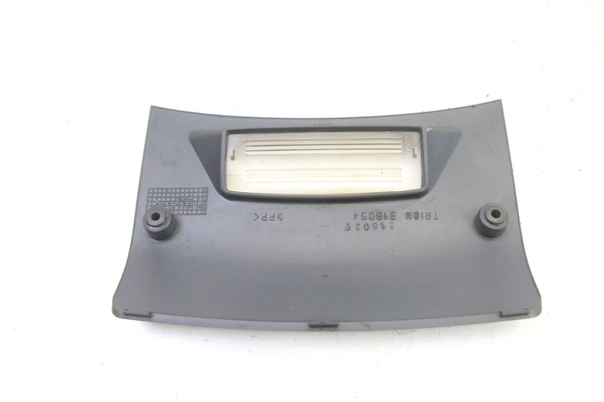 photo de REAR LOWER MIDDLE PANEL PIAGGIO SUPER LX 125 (2000 - 2003) - Alternative perspective