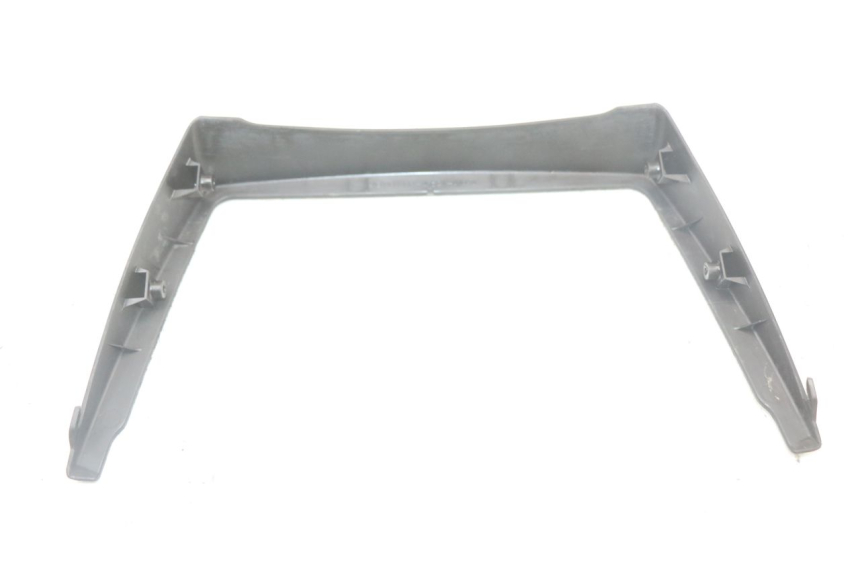 photo de REAR LOWER MIDDLE PANEL SUZUKI GS F 500 (2004 - 2007) - Product overview