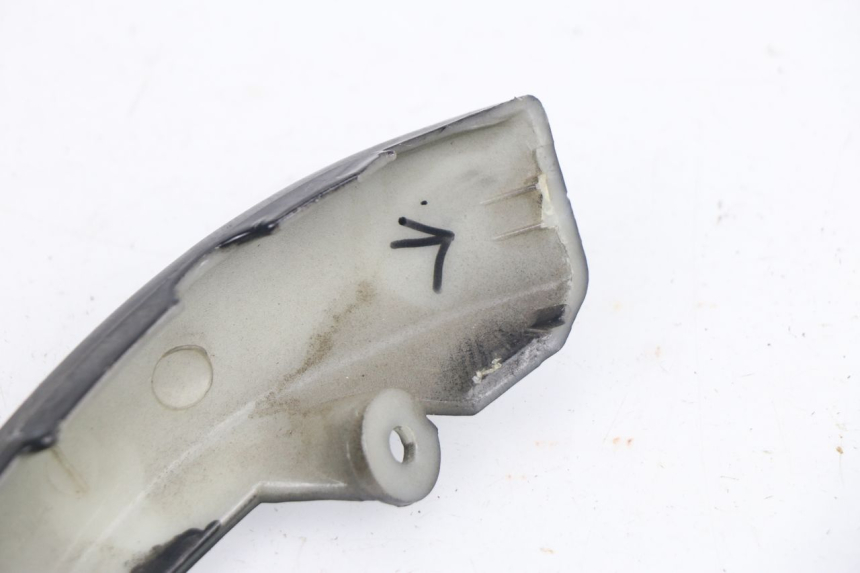 photo de REAR LOWER MIDDLE PANEL BAOTIAN TRAVEL SPIRIT 50 (2010 - 2012) - Technical close-up