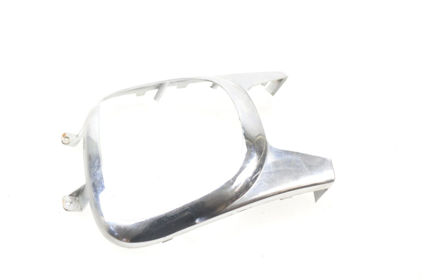 photo de REAR LOWER MIDDLE PANEL RAZZO VENICE 50 (2009 - 2014) - Technical close-up