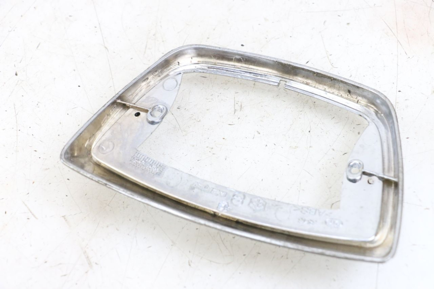 photo de REAR LOWER MIDDLE PANEL PIAGGIO VESPA LX 2T 50 (2005 - 2013) - Alternative perspective