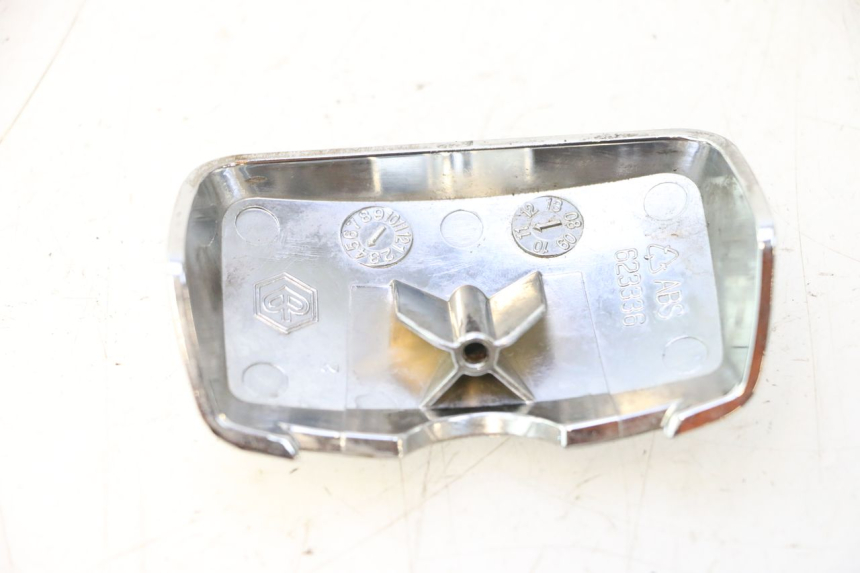 photo de REAR LOWER MIDDLE PANEL PIAGGIO VESPA LX 2T 50 (2005 - 2013) - Component detail