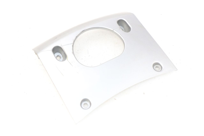 photo de LOWER REAR FAIRING JUNCTION TGB X-MOTION XMOTION 125 (2008 - 2014) - Zoom on usage condition