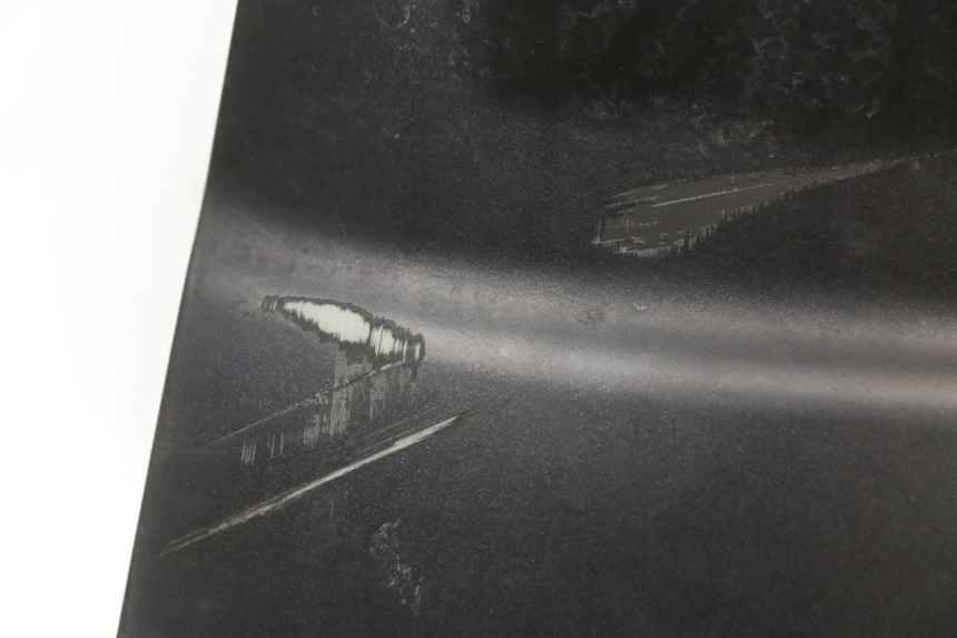 photo de LOWER REAR FAIRING JUNCTION PIAGGIO XEVO - X EVO 125 (2007 - 2017) - Component detail